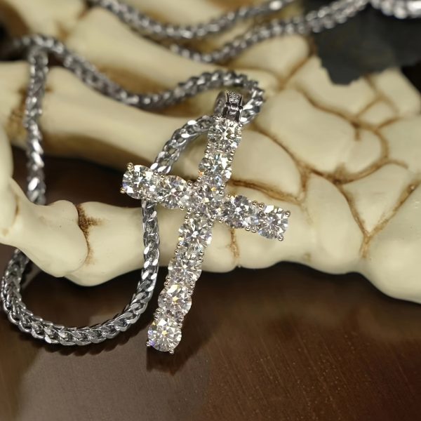 Moissanite 11ct 925 Sterling Silver Men'S Cross Pendant, Hypoallergenic Necklace Gift Your Lover And Friends, Suitable For Banquets, Parties, Luxury Pendants, Rapper - Image 9