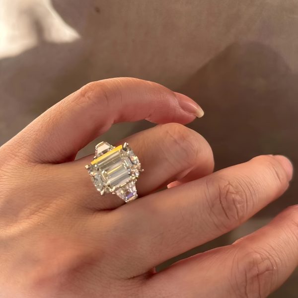 1pc S925 Silvery 8 Carat Moissanite Inlaid Men And Women Ring Party Gift - Image 4