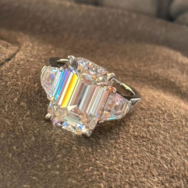 1pc S925 Silvery 8 Carat Moissanite Inlaid Men And Women Ring Party Gift - Image 2