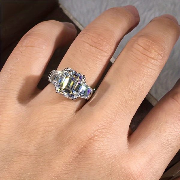 1pc S925 Silvery 8 Carat Moissanite Inlaid Men And Women Ring Party Gift - Image 3