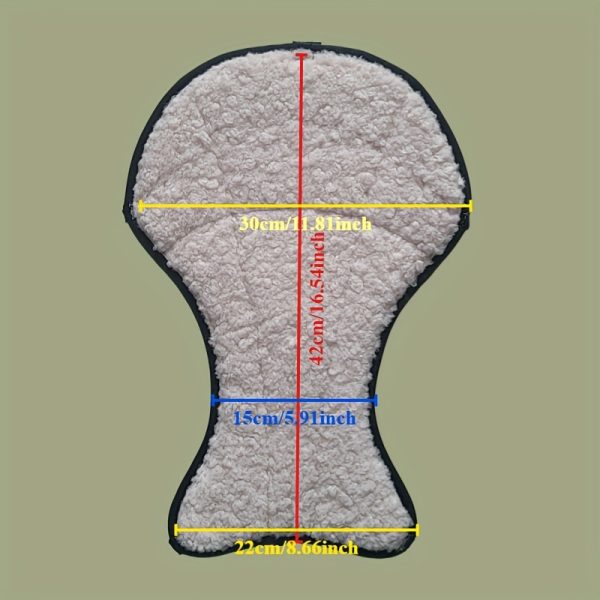 1pc EquiStar Horse Saddle Pad Cushion - Universal Fit, Polyester Fiber, Comfort Padding for English, Western, Dressage, and Jumping Saddles - Equestrian Gear for Horse Riding and Training - Image 3