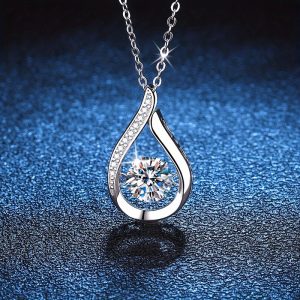1 Piece Exquisite Water Drop Moissanite Pendant Necklace - 925 Sterling Silver, 1 Carat, Smart Style, Fashionable, Durable, Hypoallergenic, Perfect for Engagement, Wedding, Confession, Anniversary Gift for Friends, Lovers, Family