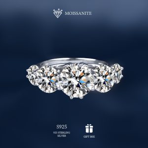 1pc Moissanite Eternity Ring for Women, 5 Carat Total, 925 Sterling Silver, Round Cut, Classic 8-Prong Setting, Hypoallergenic, All-Season, Valentine'S Day Proposal, Wedding Band with Gift Box