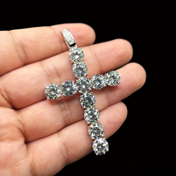 Moissanite 11ct 925 Sterling Silver Men'S Cross Pendant, Hypoallergenic Necklace Gift Your Lover And Friends, Suitable For Banquets, Parties, Luxury Pendants, Rapper - Image 2