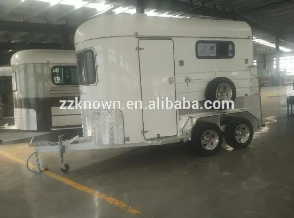 DOT CE Certified Three Horse Trailer Straight Load Standard with Living Area - Image 7
