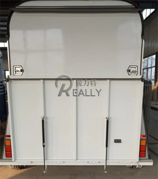 2 Horse Float Trailer Straight Load Horse Float 2 Horse Box Heavy Duty Two-horses Straight Horse Float Trailer - Image 10