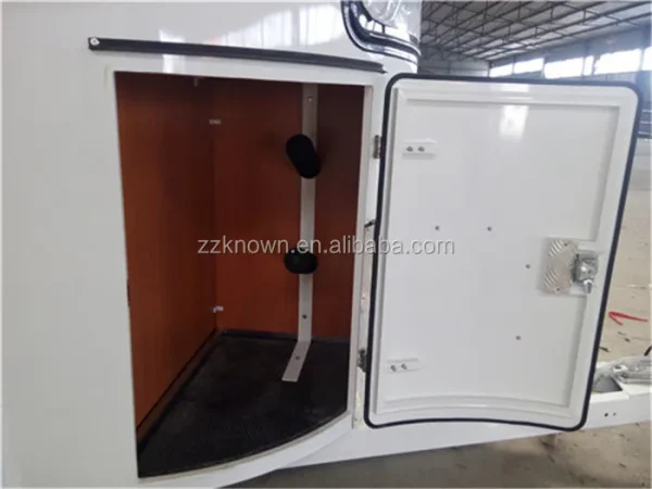 Gooseneck Horse Load Trailer with living Quarters Fiberglass Horse Float Trailers for Sale - Image 12
