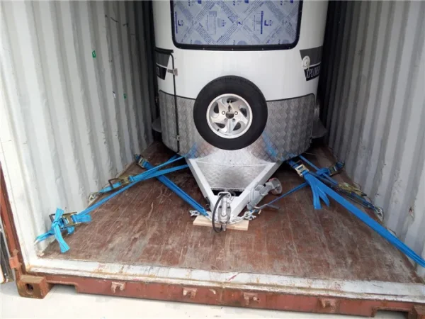 2023 Customized Horse Float Trailer with Living Quarters Australian Standard 2 Horse Load Trailer Truck - Image 6