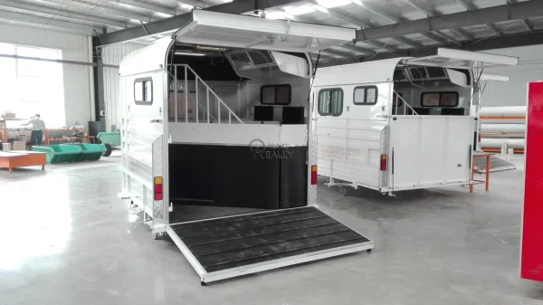 2 Horse Float Angle Load Horse Trailer Attend To Australia Standard Customized Horse Transport Trailer - Image 11