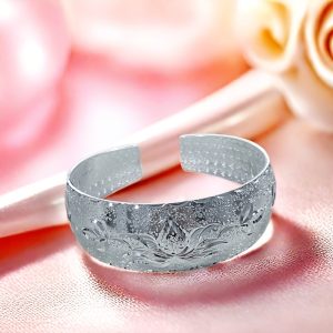 Foot Silvery S999 Bracelet Sterling Silvery Bracelet Ladies' Open Bracelet Can Be Freely Adjusted In Size To Give Mom A Birthday And Holiday Gift. Silvery Weighs 46 Grams/1.62 Ounces.