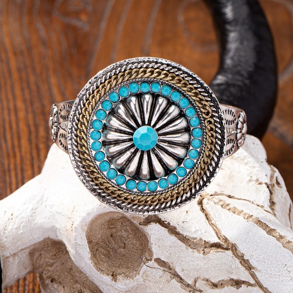 Vintage Tribal Pattern Zinc Alloy Cuff Bracelet with Turquoise Embellishments - Unplated, Adjustable for Daily Wear & Gift Giving - Image 6