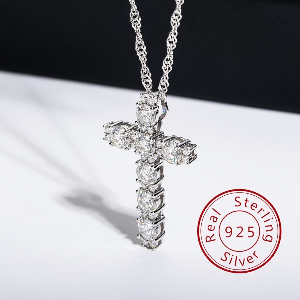 925 Silvery Moissanite Cross 4.0mm Main Stone 0.3CTx7 Sub-Stones 0.08CTx20 Total 2.26CT Pendant Necklace Approx. 3.88g Pendant Necklace Moissanite Jewelry D Color Ideal Cut Moissanite Necklace with Certificate for Men and Women - Image 5