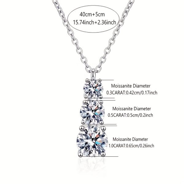 S925 Sterling Silver 1.8 Carat Moissanite Pendant Necklace Clavicle Chain Proposal Engagement Wedding Dinner Party Trendy Temperament Classic Simple Style Casual Elegant Design High-end Light Luxury Niche Sweet Fresh Girl Cute Gift For Daughter To Mom Dai - Image 4