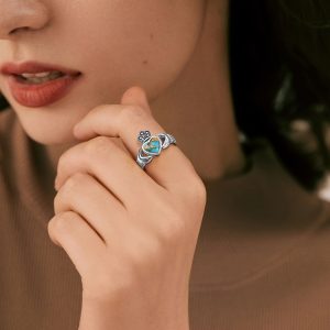 925 Sterling Silver Heart Shape Turquoise Claddagh Rings for Women, Celtic Knot Vintage Rings with Statement Turquoise