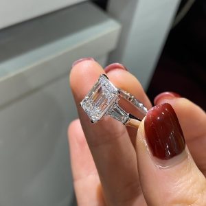 Charming Ideal Jade Cut Moissanite Ring Women' S 4ct Three Stone Moissanite Engagement Ring Sterling Silver Platinum Plated Anniversary Wedding Ring, Greystone, Moissanite