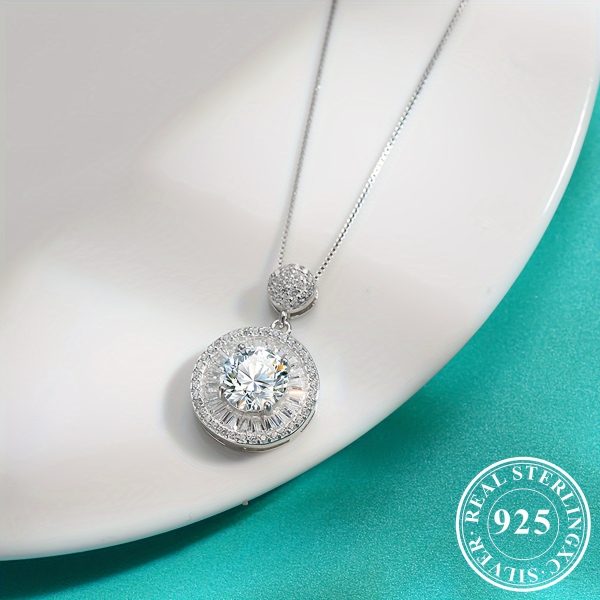 1pc Seiko Electroplated 18k Gold Plated 925 Sterling Silvery, Weight 5.5g, Main Stone: 2 Carat Moissanite Full Round Bottom Style Women's Fashion Pendant Necklace Suitable for Engagement, Marriage, Confession, Gift for Friends, Lovers, Family, Fashion Par - Image 7