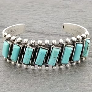 Timeless Retro Western Cuff Bracelet Set - Bold & Eye-Catching Boho Design with Genuine Turquoise Stones - Unique 8-Piece Collection for Unforgettable Style